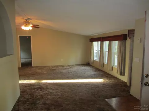 16333 Twin Dr, La Pine, OR 97739 photo 7