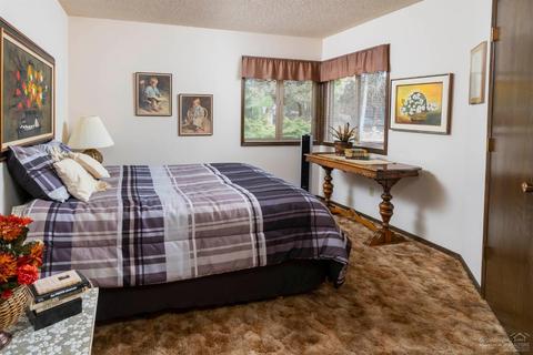 20194 Firerock Rd, Bend, OR 97703 photo 11