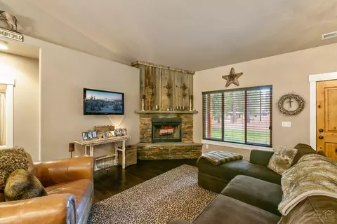 60191 Cinder Butte Rd, Bend, OR 97702 photo 11