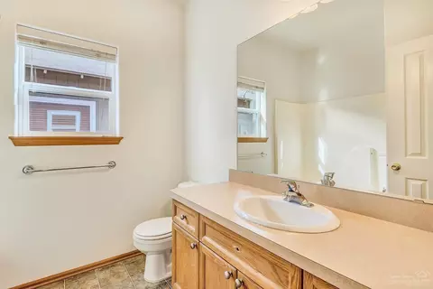 61194 Larkspur Loop, Bend, OR 97702 photo 16