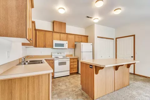 61194 Larkspur Loop, Bend, OR 97702 photo 8