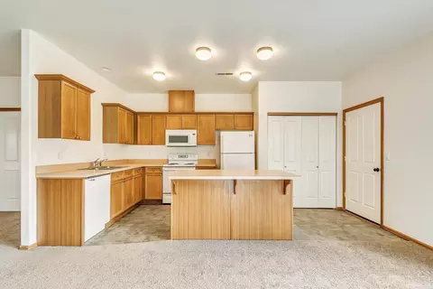 61194 Larkspur Loop, Bend, OR 97702 photo 7
