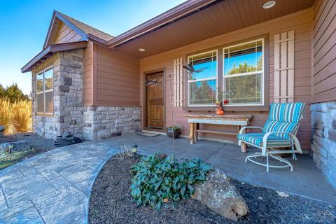 456 Nutcracker Dr, Redmond, OR 97756 photo 3