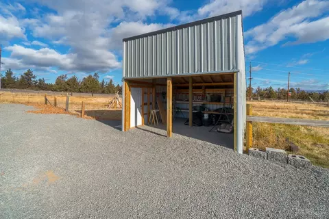 62385 Byram Rd, Bend, OR 97701 photo 24