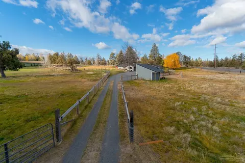 62385 Byram Rd, Bend, OR 97701 photo 25