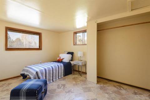 64975 Hunnell Rd, Bend, OR 97703 photo 12