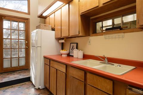 64975 Hunnell Rd, Bend, OR 97703 photo 7