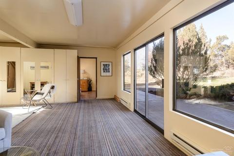 64975 Hunnell Rd, Bend, OR 97703 photo 8