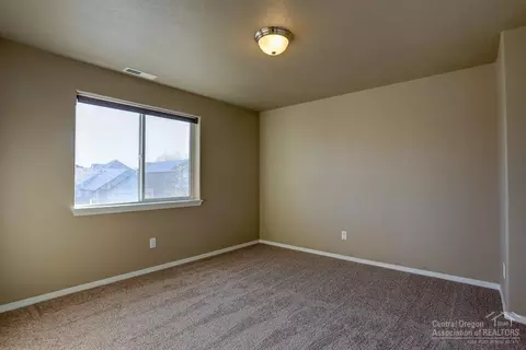 63051 Amherst Pl, Bend, OR 97701 photo 12
