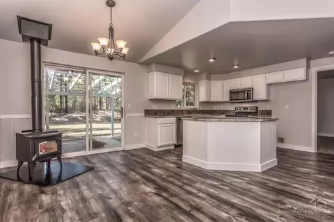 56351 Stellar Dr, Bend, OR 97707 photo 13