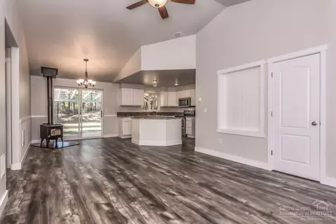 56351 Stellar Dr, Bend, OR 97707 photo 9