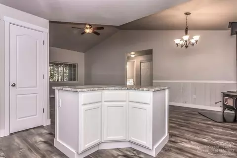 56351 Stellar Dr, Bend, OR 97707 photo 15