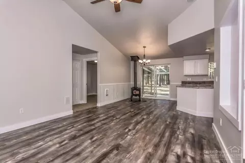56351 Stellar Dr, Bend, OR 97707 photo 8