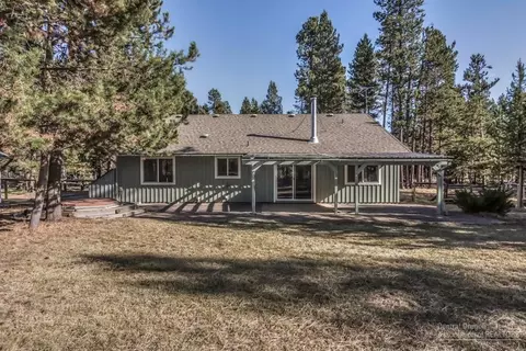 56351 Stellar Dr, Bend, OR 97707 photo 3