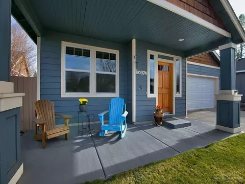 60874 Garrison Dr, Bend, OR 97702 photo 2