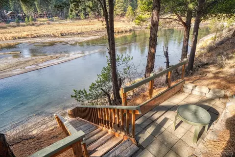 16479 Beaver Dr, Bend, OR 97707 photo 2