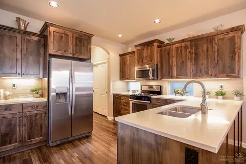 20807 NE Smoke Stack, Bend, OR 97701 photo 8