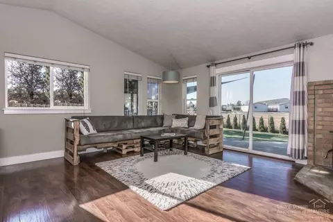62907 Nasu Park Loop, Bend, OR 97701 photo 9