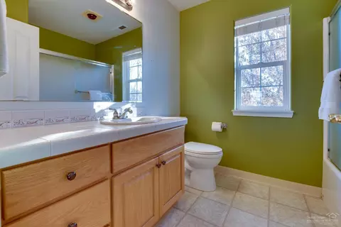 363 SE Soft Tail Loop, Bend, OR 97702 photo 13
