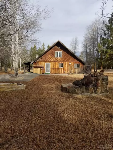 15939 Davis Ave, La Pine, OR 97739 photo 3
