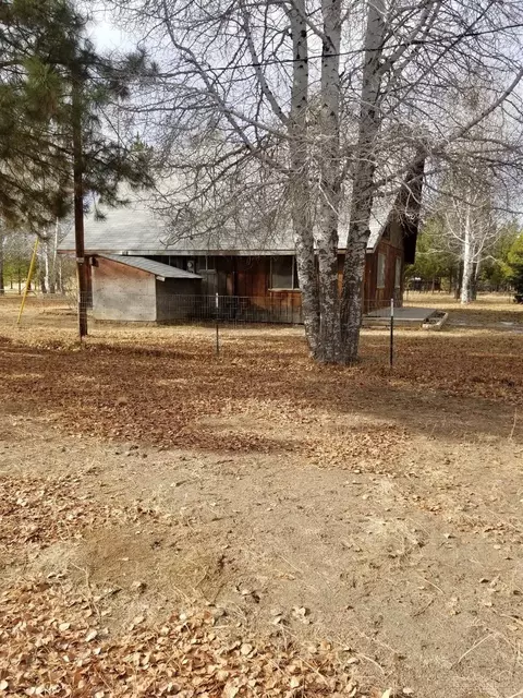 15939 Davis Ave, La Pine, OR 97739 photo 2