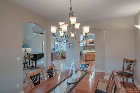 61004 Creekstone Loop, Bend, OR 97702 photo 11
