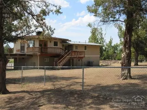 62260 Deer Trail Rd, Bend, OR 97701 photo 2