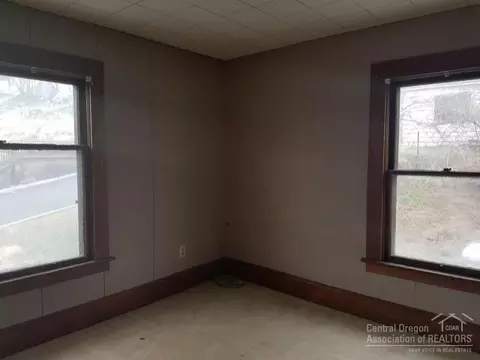 455 Water St, Heppner, OR 97836 photo 8