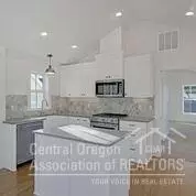 2777 NW High Lakes Loop, Bend, OR 97703 photo 22