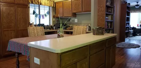 52103 Foxtail Rd, La Pine, OR 97739 photo 6