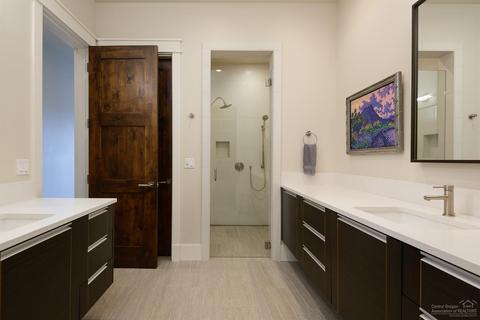 61345 Kindle Rock Loop, Bend, OR 97702 photo 17