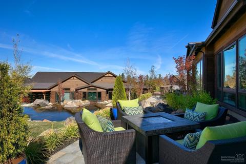 61345 Kindle Rock Loop, Bend, OR 97702 photo 3