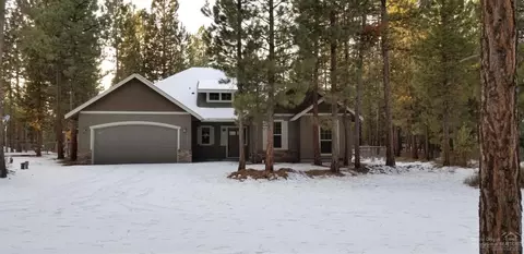 15336 Bear St, La Pine, OR 97739 photo 2