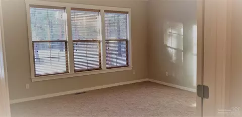 15336 Bear St, La Pine, OR 97739 photo 12