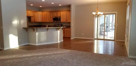 15336 Bear St, La Pine, OR 97739 photo 5