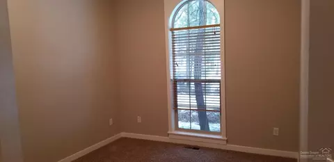 15336 Bear St, La Pine, OR 97739 photo 10