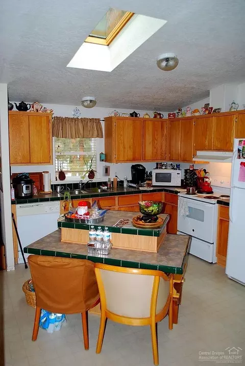 14858 Laurel, La Pine, OR 97739 photo 13