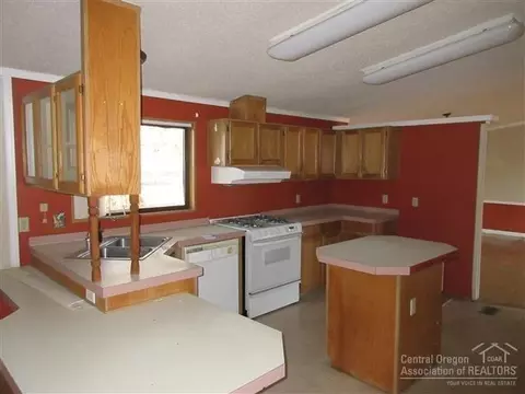 20851 89th St, Bend, OR 97703 photo 7