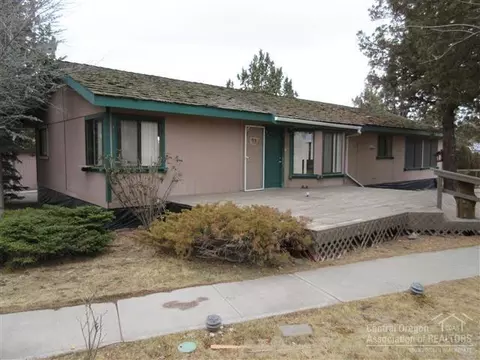 20851 89th St, Bend, OR 97703 photo 2