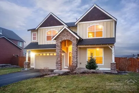 20741 Kilbourne Loop, Bend, OR 97701 photo 1