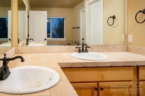20741 Kilbourne Loop, Bend, OR 97701 photo 13