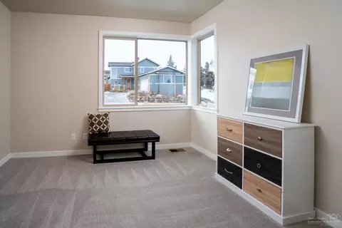 63129 Iner Loop, Bend, OR 97701 photo 19