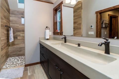 16377 Bates St, Bend, OR 97707 photo 11