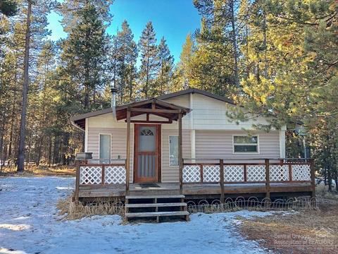 56543 Meteor Dr, Bend, OR 97707 photo 2