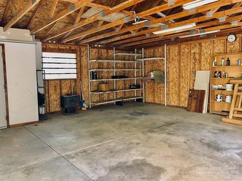 56543 Meteor Dr, Bend, OR 97707 photo 18