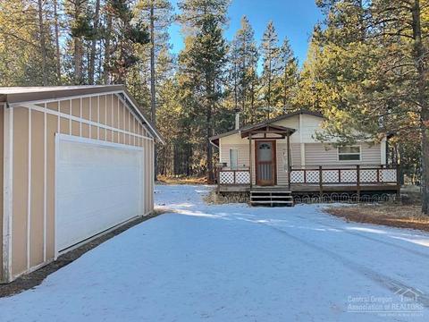 56543 Meteor Dr, Bend, OR 97707 photo 1