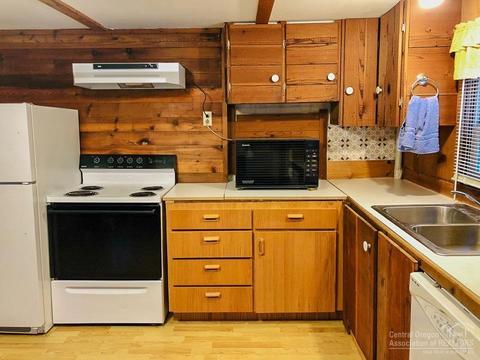 56543 Meteor Dr, Bend, OR 97707 photo 6
