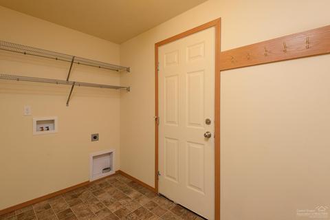 62462 Erickson Rd, Bend, OR 97701 photo 13