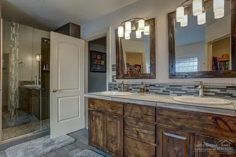 20850 Desert Stream Pl, Bend, OR 97702 photo 16