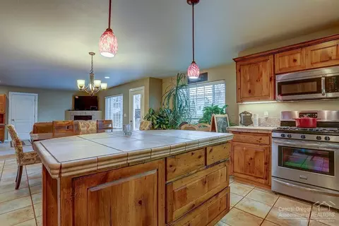 20850 Desert Stream Pl, Bend, OR 97702 photo 6